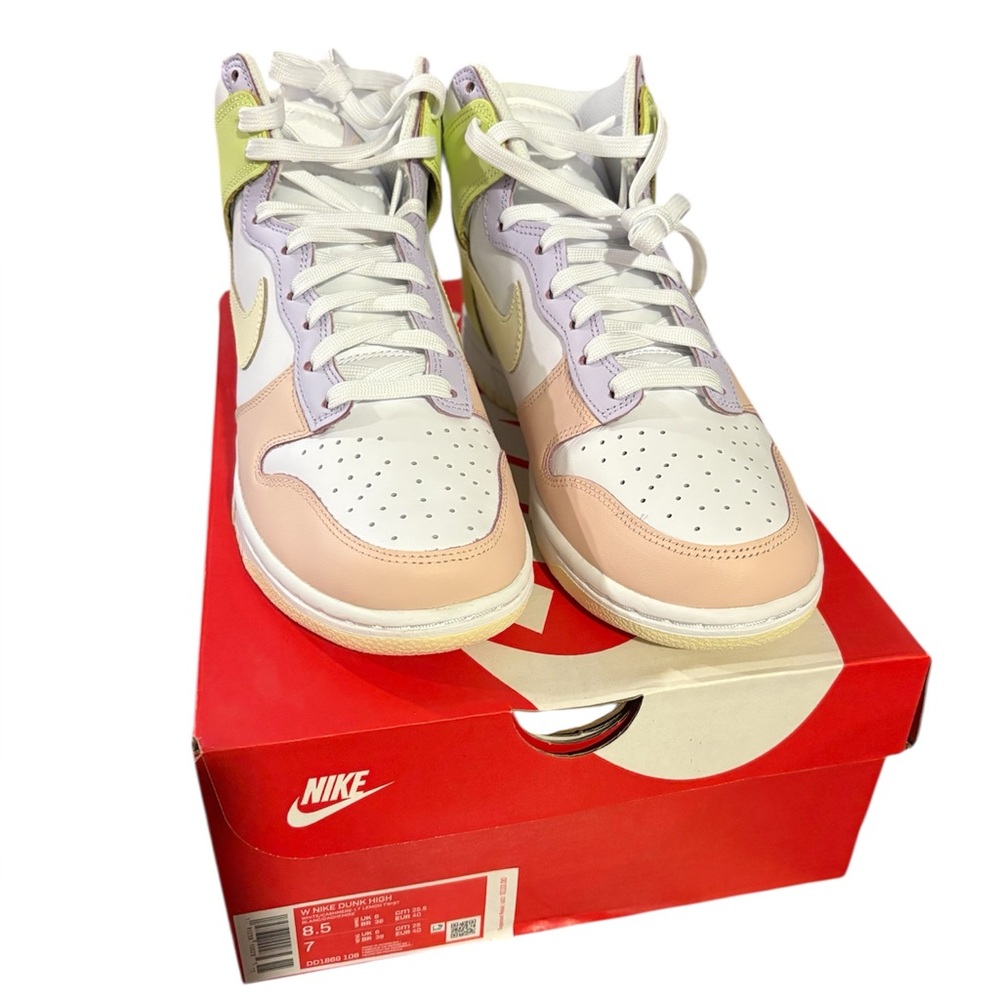 NIKE Womens Dunk High sneakers. “Cashmere” with box. New with box